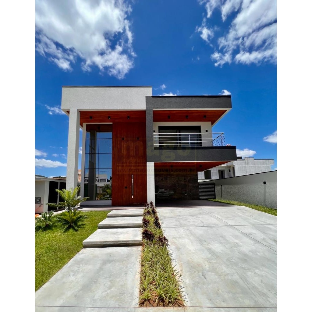 Casa de alto padrão à venda em condominio fechado