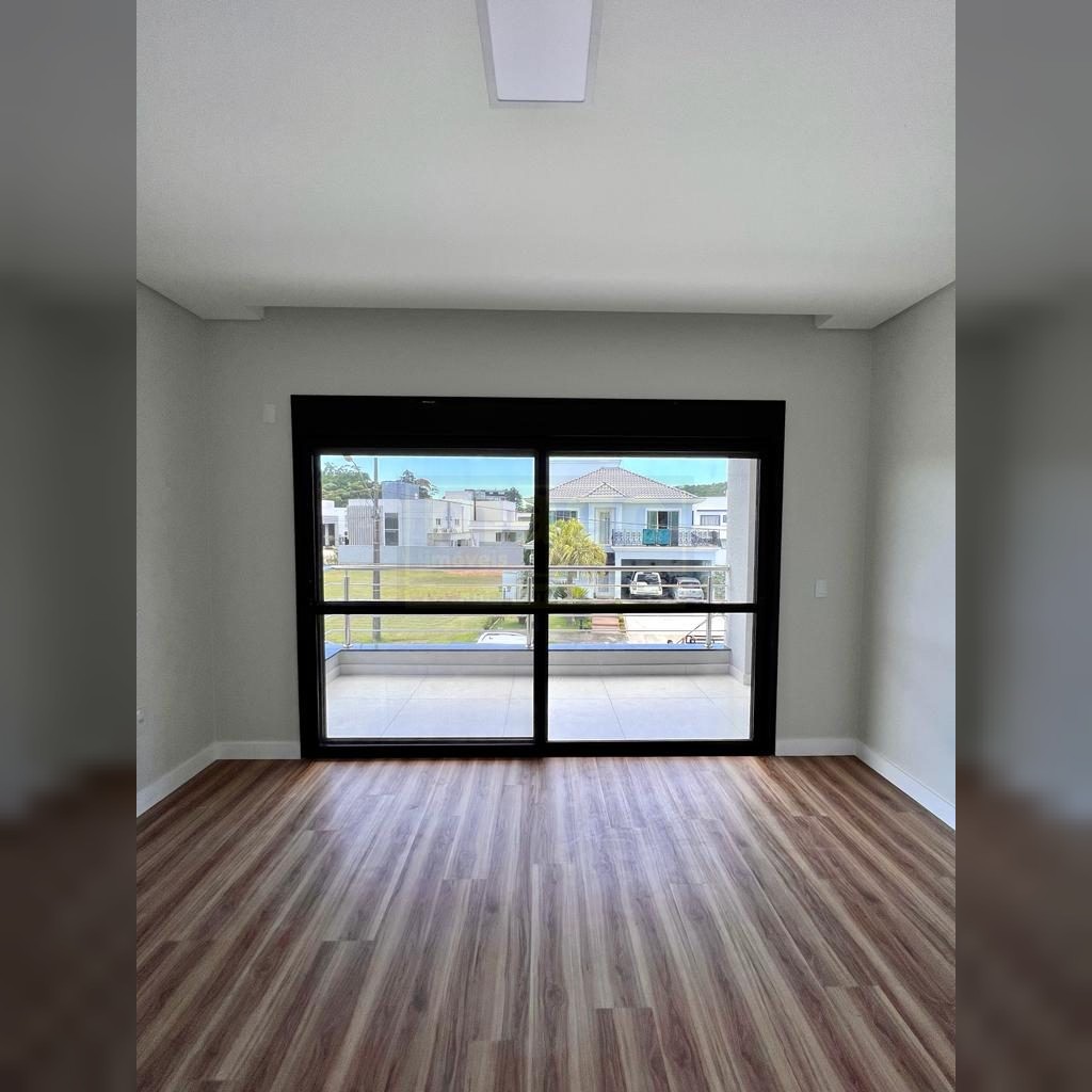 Casa de alto padrão à venda em condominio fechado