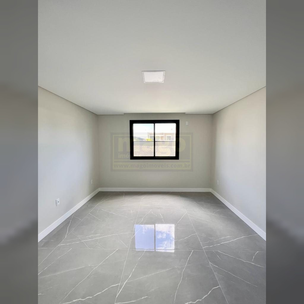 Casa de alto padrão à venda em condominio fechado