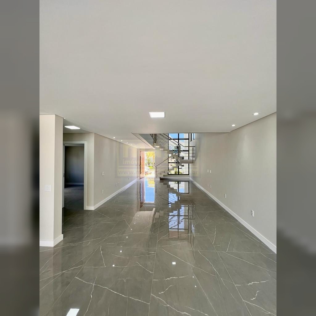 Casa de alto padrão à venda em condominio fechado