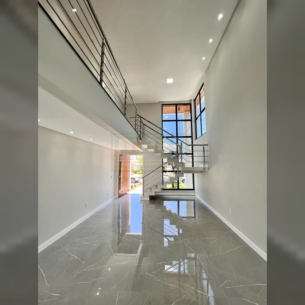 Casa de alto padrão à venda em condominio fechado