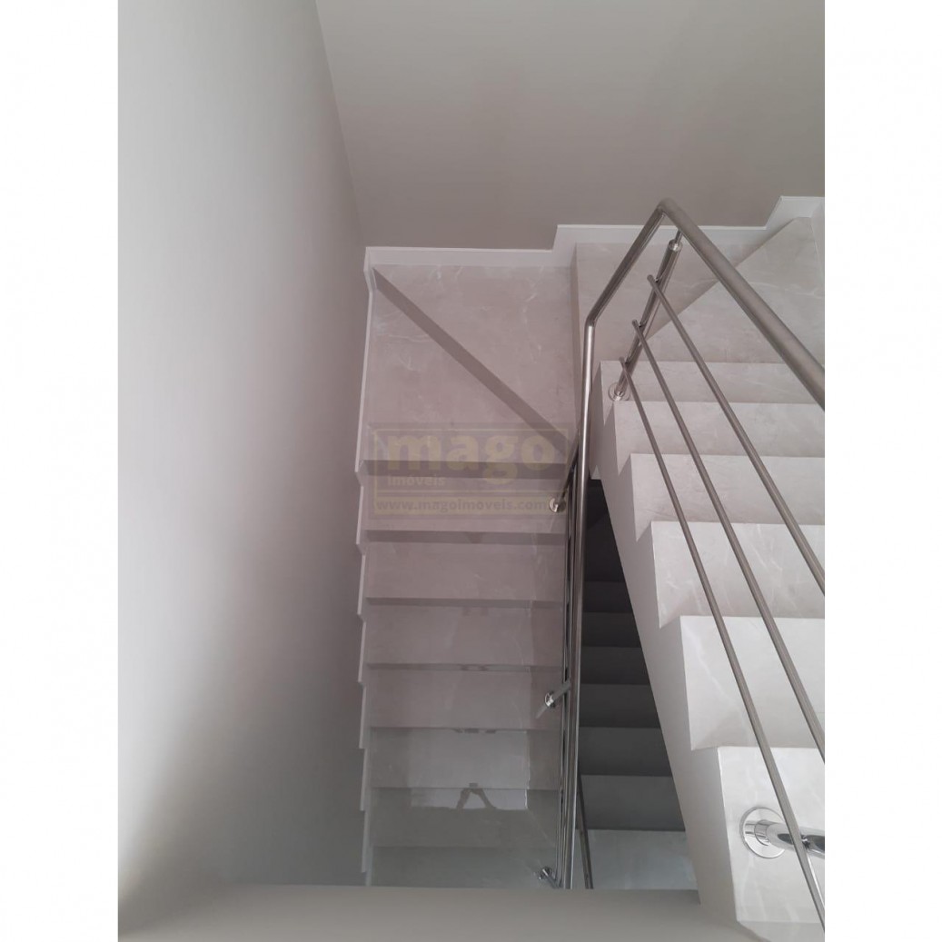 Sobrado com 3 suítes para venda