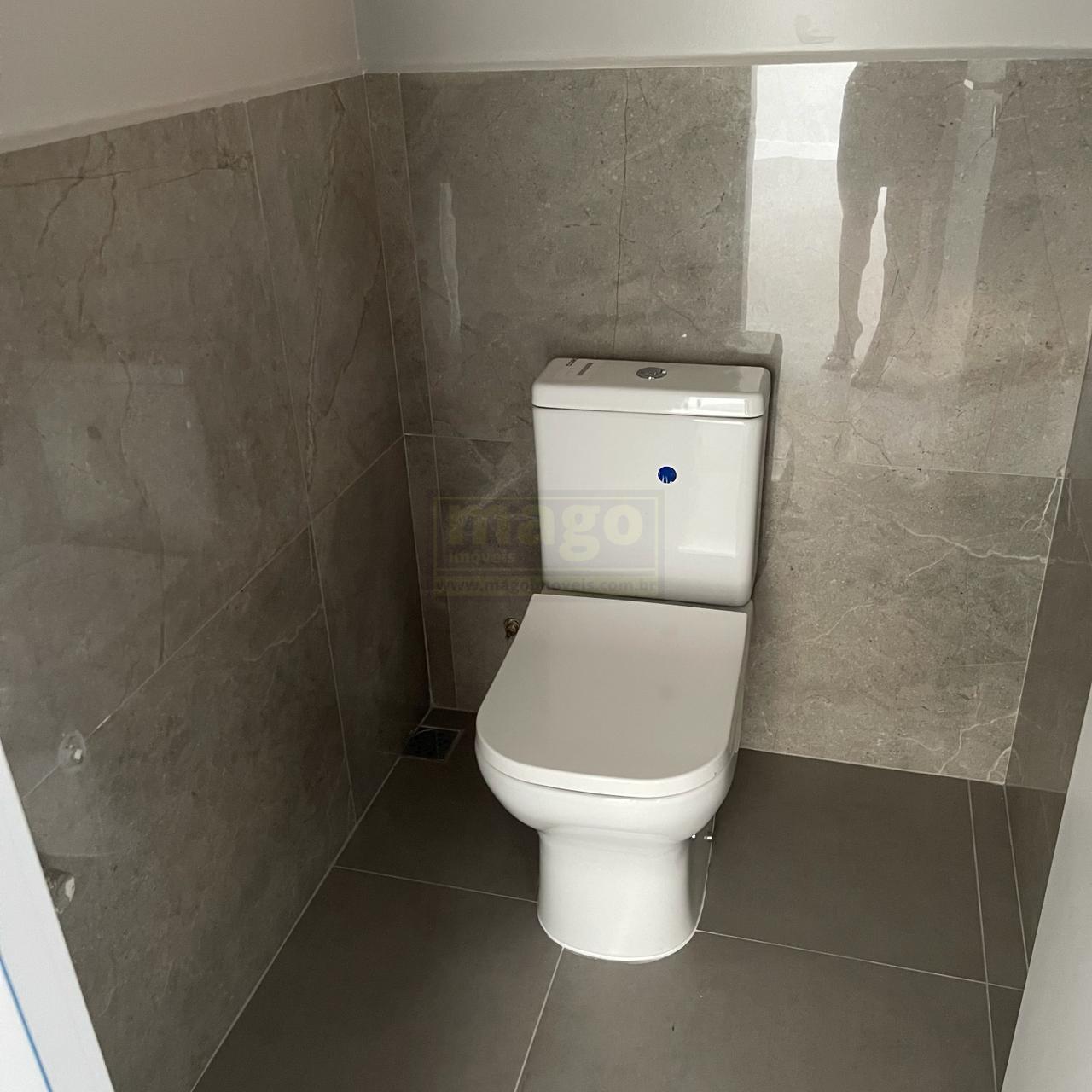 Magnífica Casa em Condomínio Fechado na Praia Brava