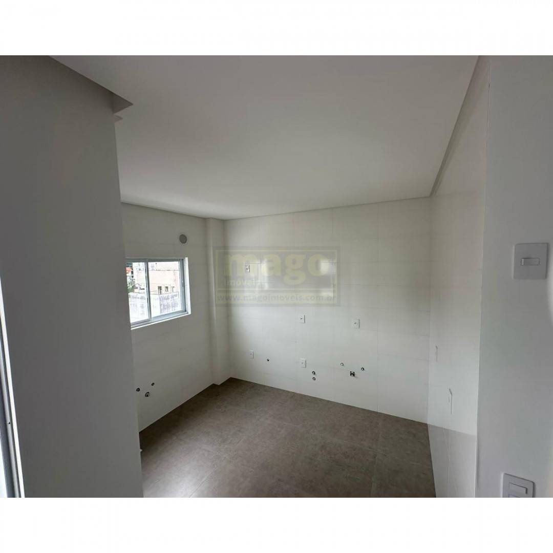 Apartamento Novo nas Nações para Venda