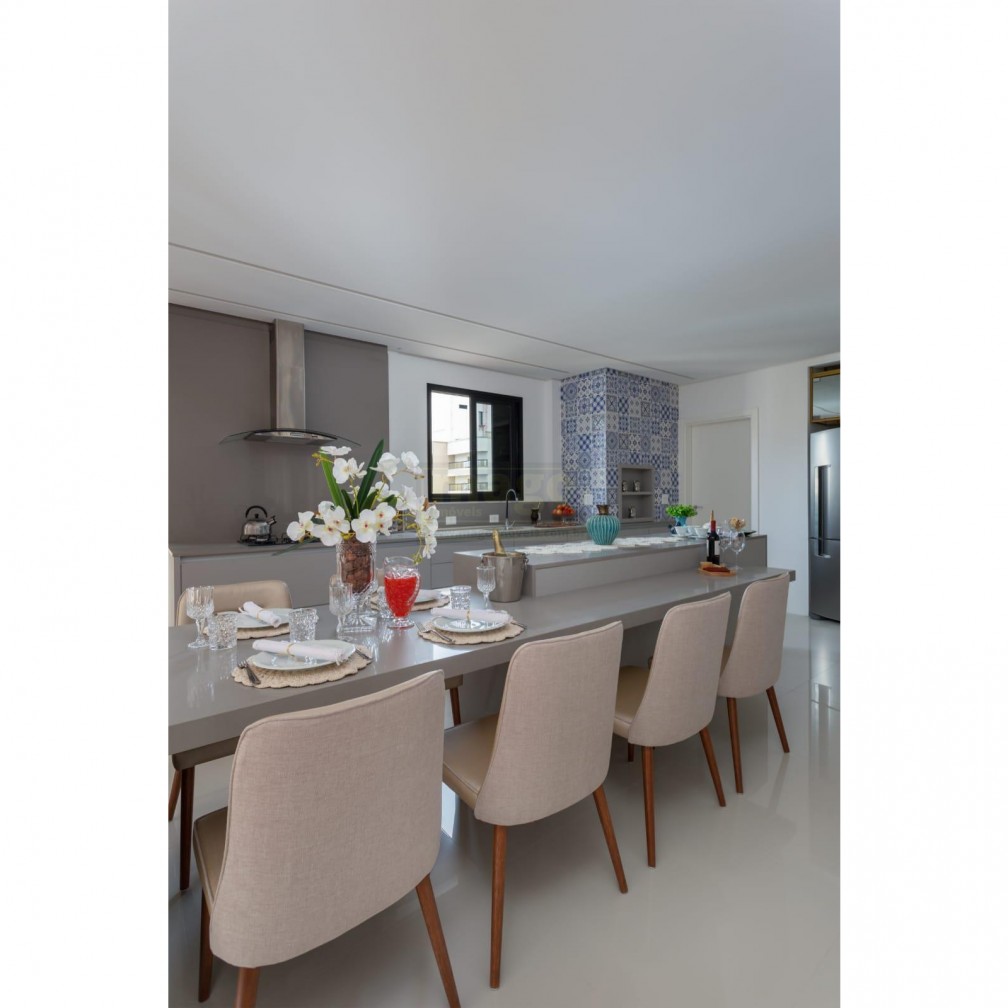 BELÍSSIMO APARTAMENTO EM BC PERTO DO SHOPPING ATLÂNTICO!