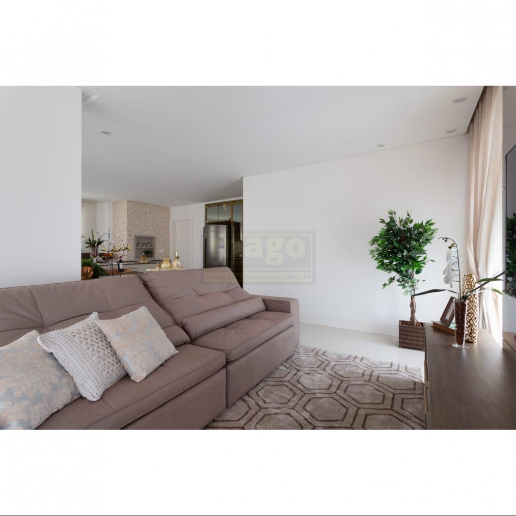 BELÍSSIMO APARTAMENTO EM BC PERTO DO SHOPPING ATLÂNTICO!
