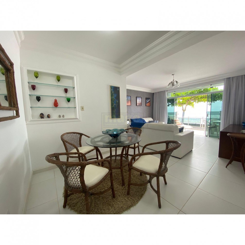 Apartamento Frente Mar na Meia praia em Itapema 