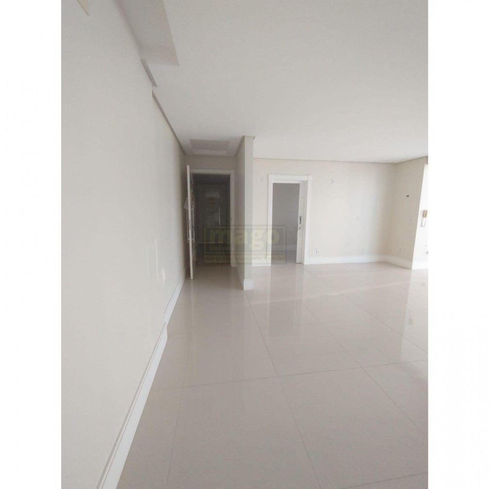 UM ALTO PADRÃO PARA MOBILIAR E DECORAR! PERTINHO DO MAR!