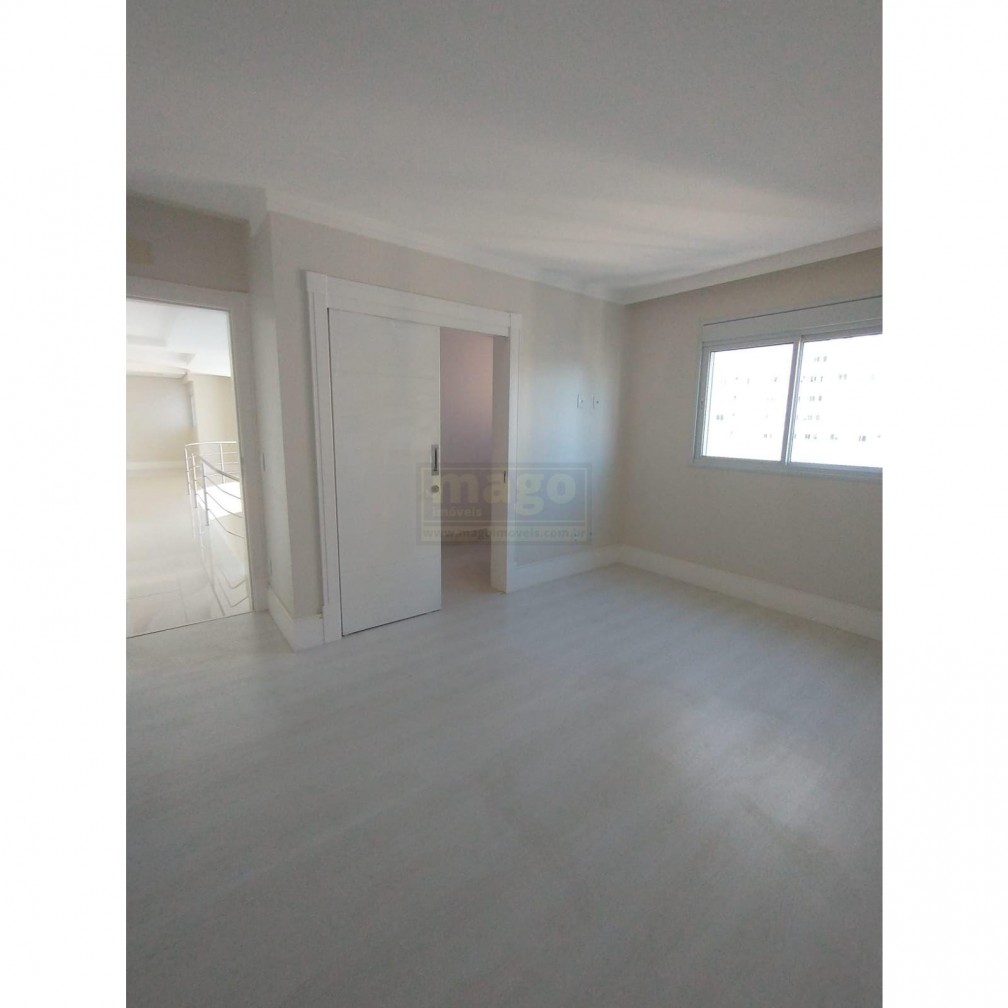 UM ALTO PADRÃO PARA MOBILIAR E DECORAR! PERTINHO DO MAR!