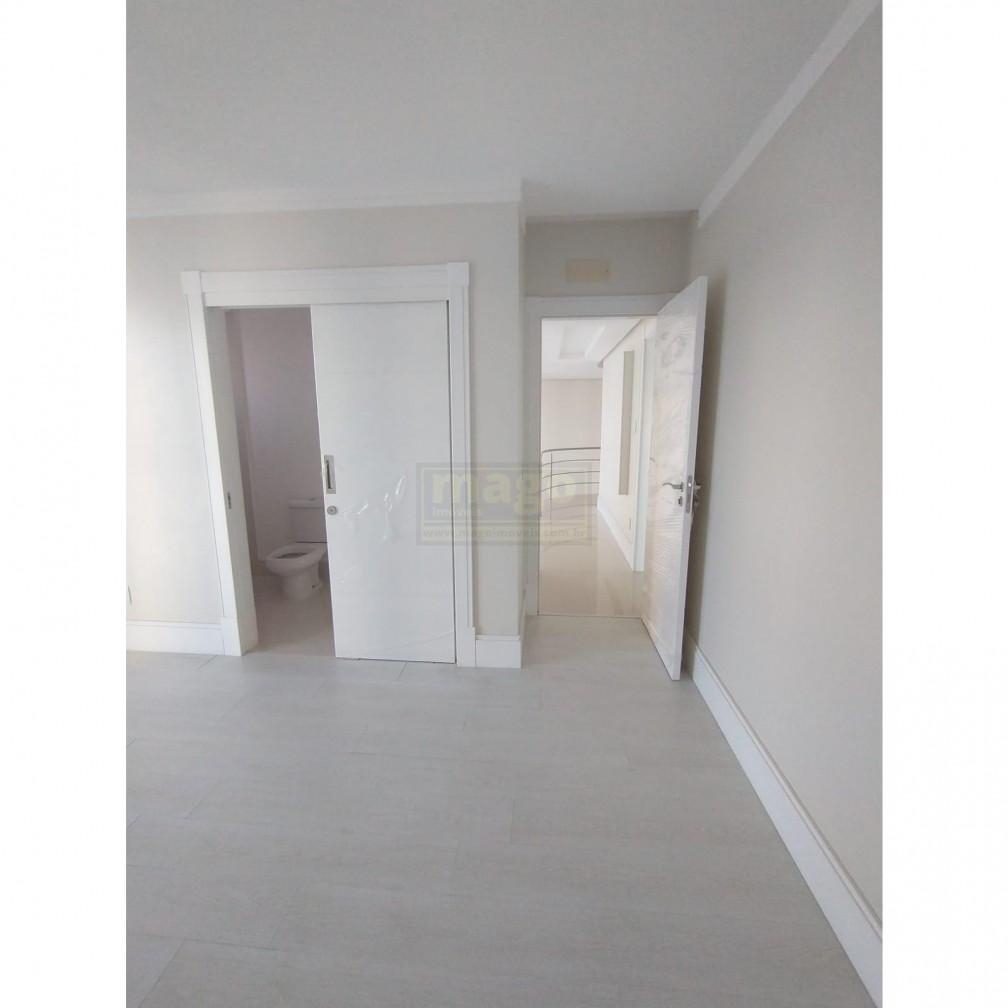 DUPLEX ALTO PADRÃO PARA VOCÊ QUE PROCURA ESPAÇO E LUXO PARA MORAR!