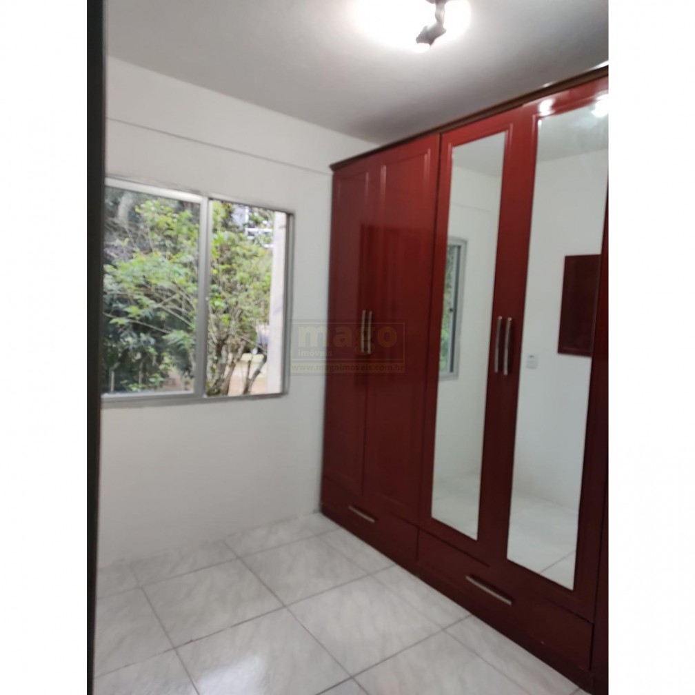 Casa em condominio á venda 