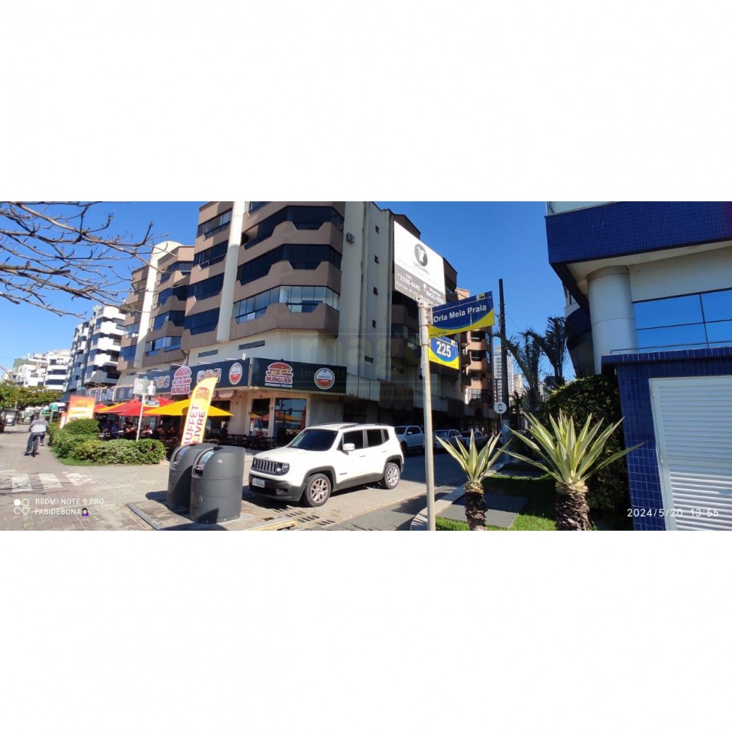 Apartamento 3 quartos para Venda no bairro Meia Praia em Itapema