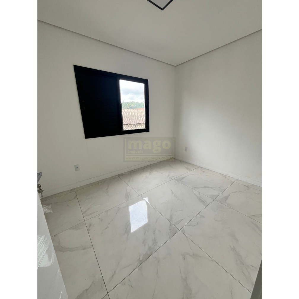 Sobrado 3 quartos para Venda no bairro Areias em Camboriú