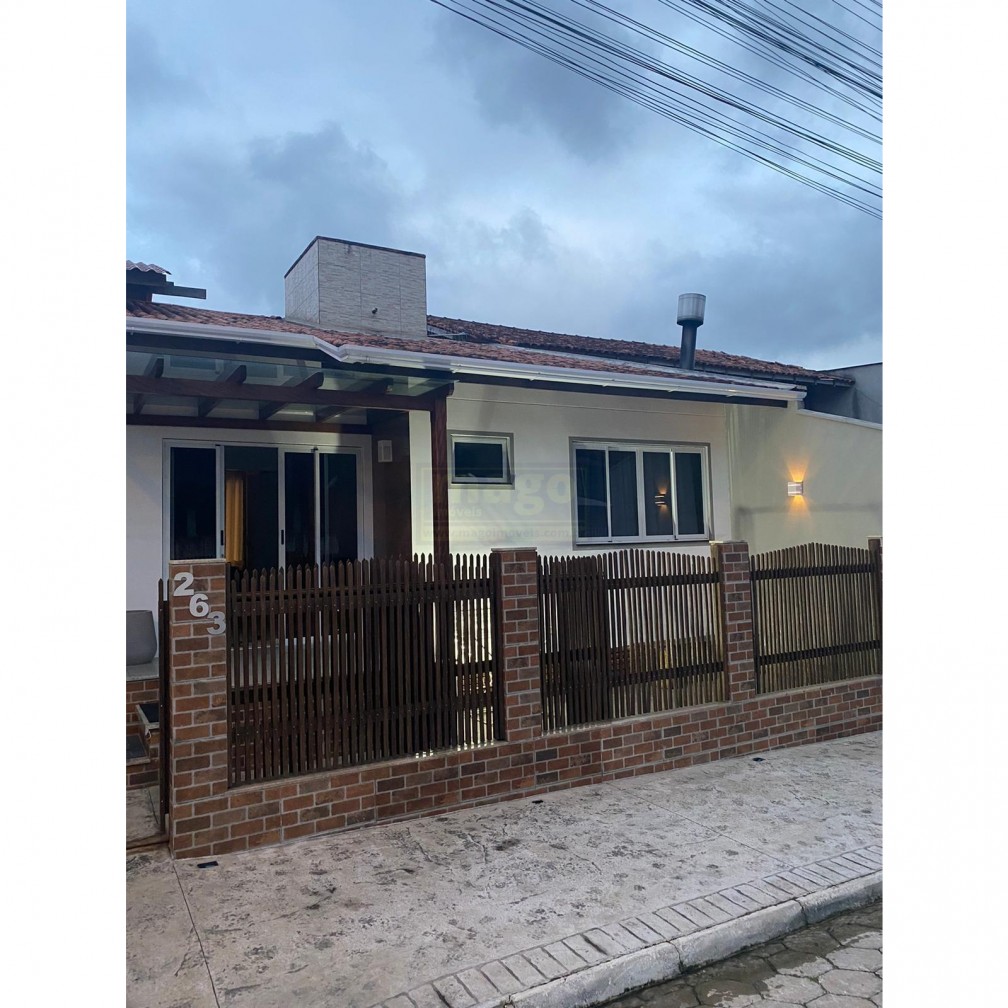 Casa para Venda no Bairro São Francisco em Camboriú
