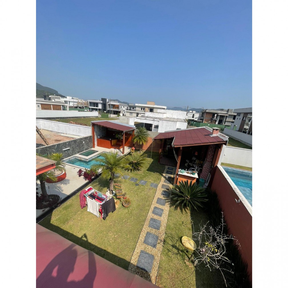 Casa 3 quartos para Venda no bairro Santa Regina em Camboriú