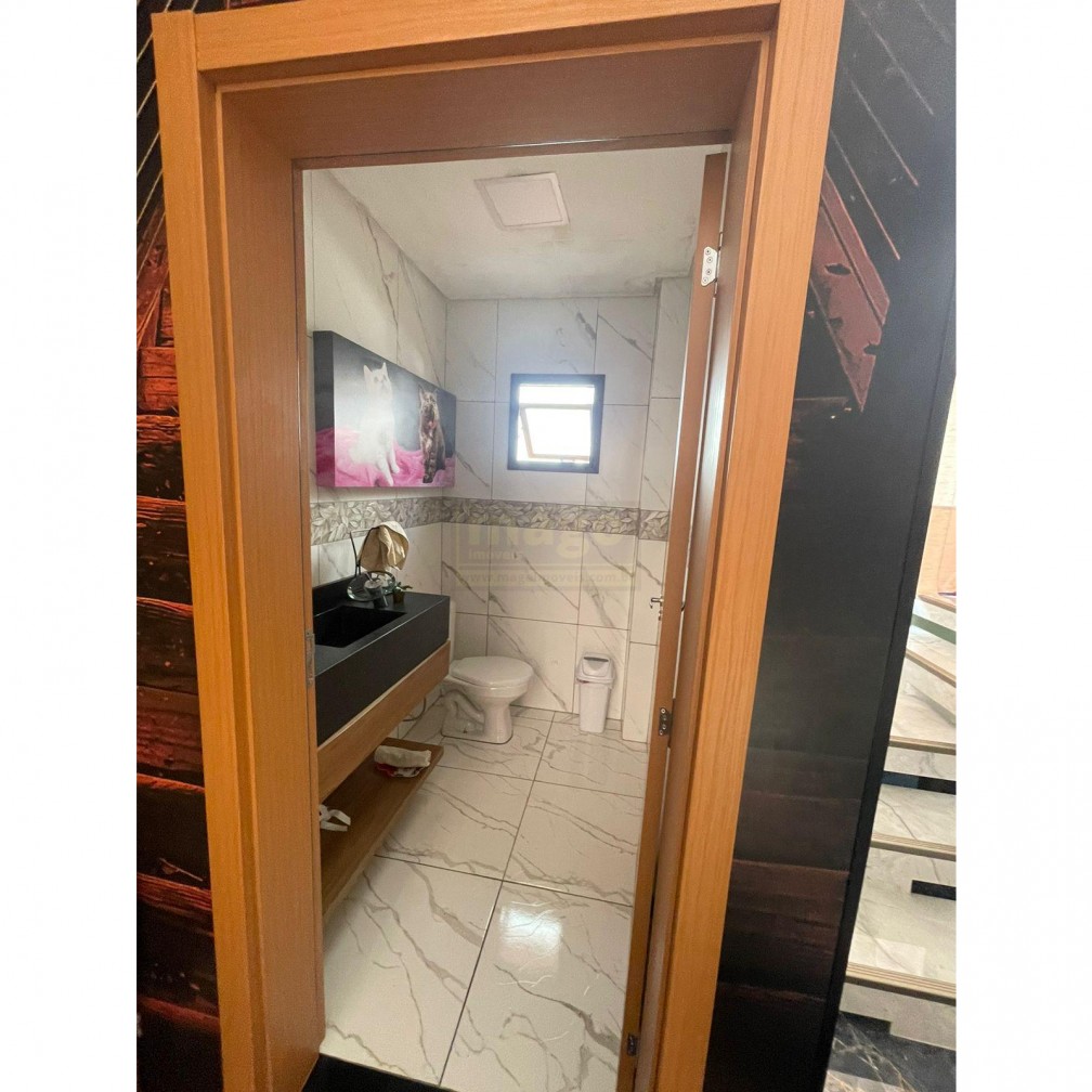 Casa 3 quartos para Venda no bairro Santa Regina em Camboriú