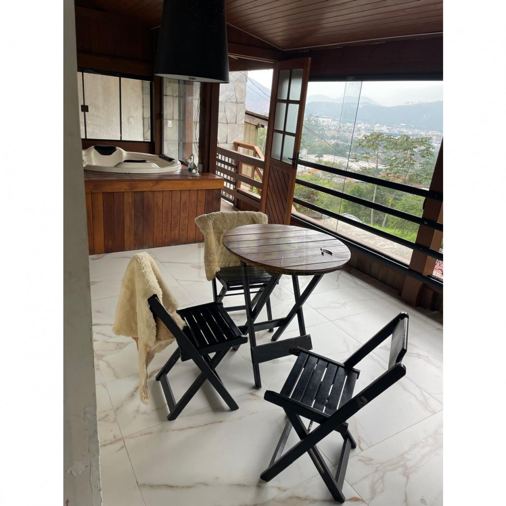 Casa 2 quartos para Venda no bairro Rio Pequeno em Camboriú