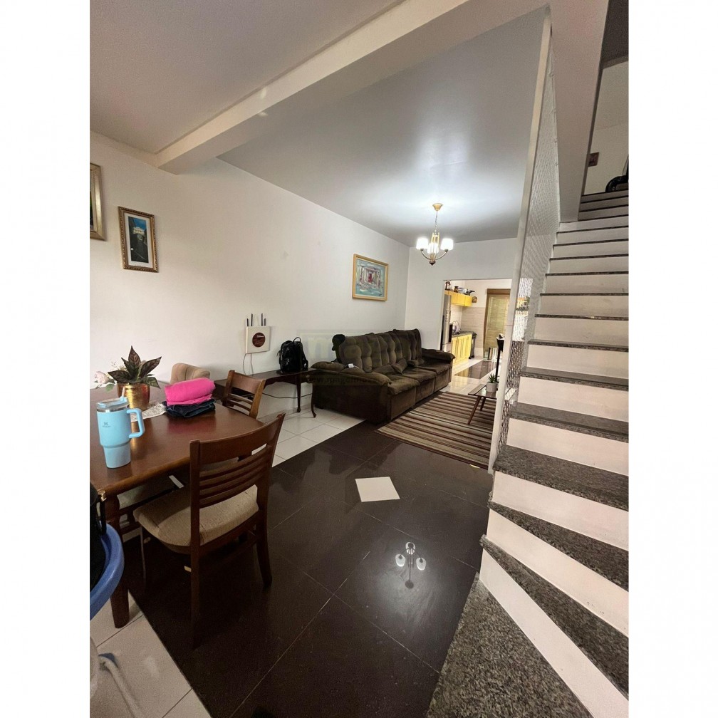 Casa 2 suítes para Venda no bairro Santa Regina em Camboriú