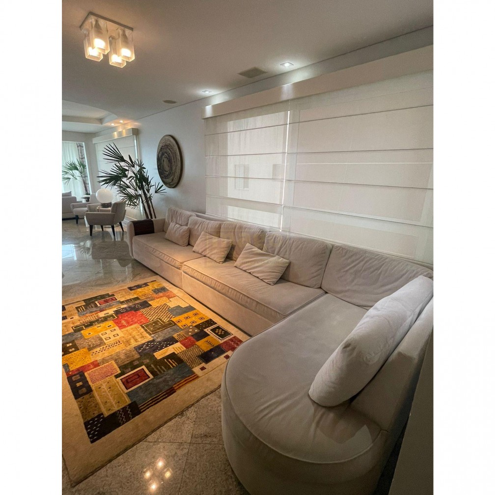 Apartamento 3 suítes para Locação Anual no bairro Centro em Balneário Camboriú