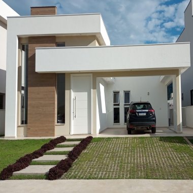 Casa com 4 suítes para Venda no bairro Santa Regina em Camboriú