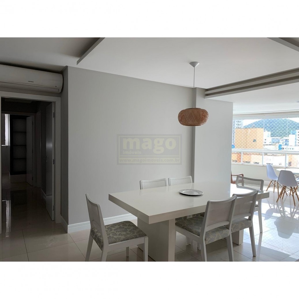 Apartamento 3 suítes para Venda no bairro Centro em Balneário Camboriú
