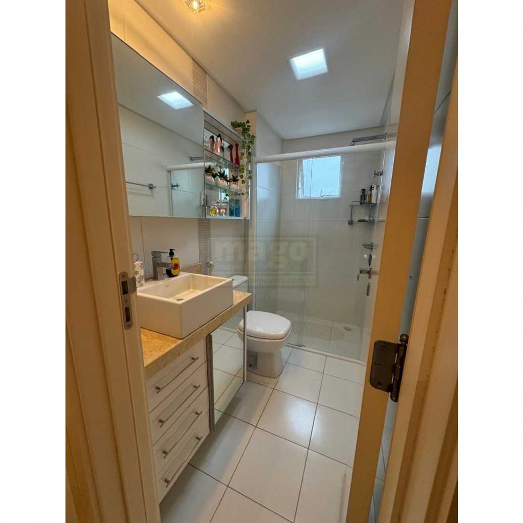 Apartamento mobiliado e decorado com suíte para venda 