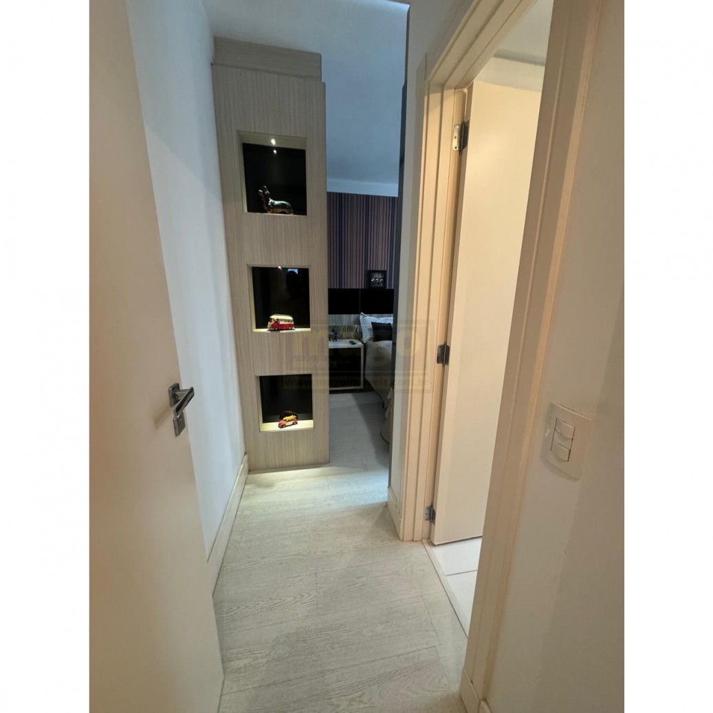 Apartamento mobiliado e decorado com suíte para venda 