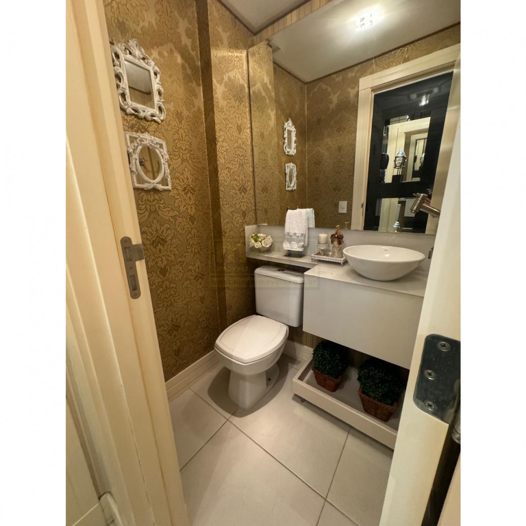 Apartamento mobiliado e decorado com suíte para venda 