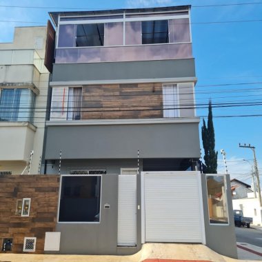 Casa 2 suítes para Venda no bairro Centro em Balneário Camboriú