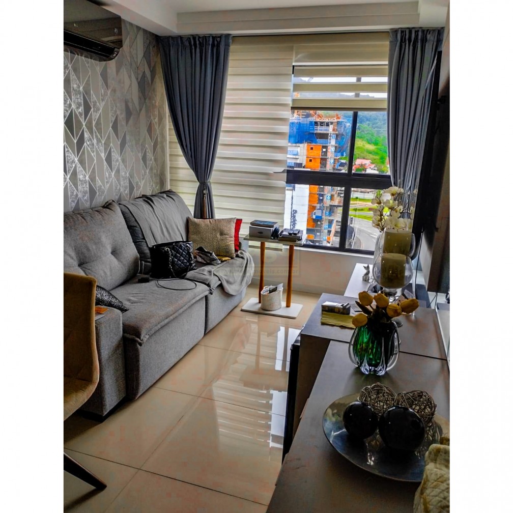 Apartamento 2 quartos para Venda no bairro Centro em Balneário Camboriú