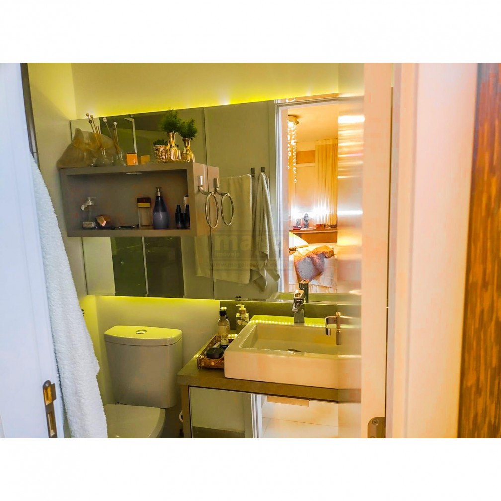 Apartamento 2 quartos para Venda no bairro Centro em Balneário Camboriú