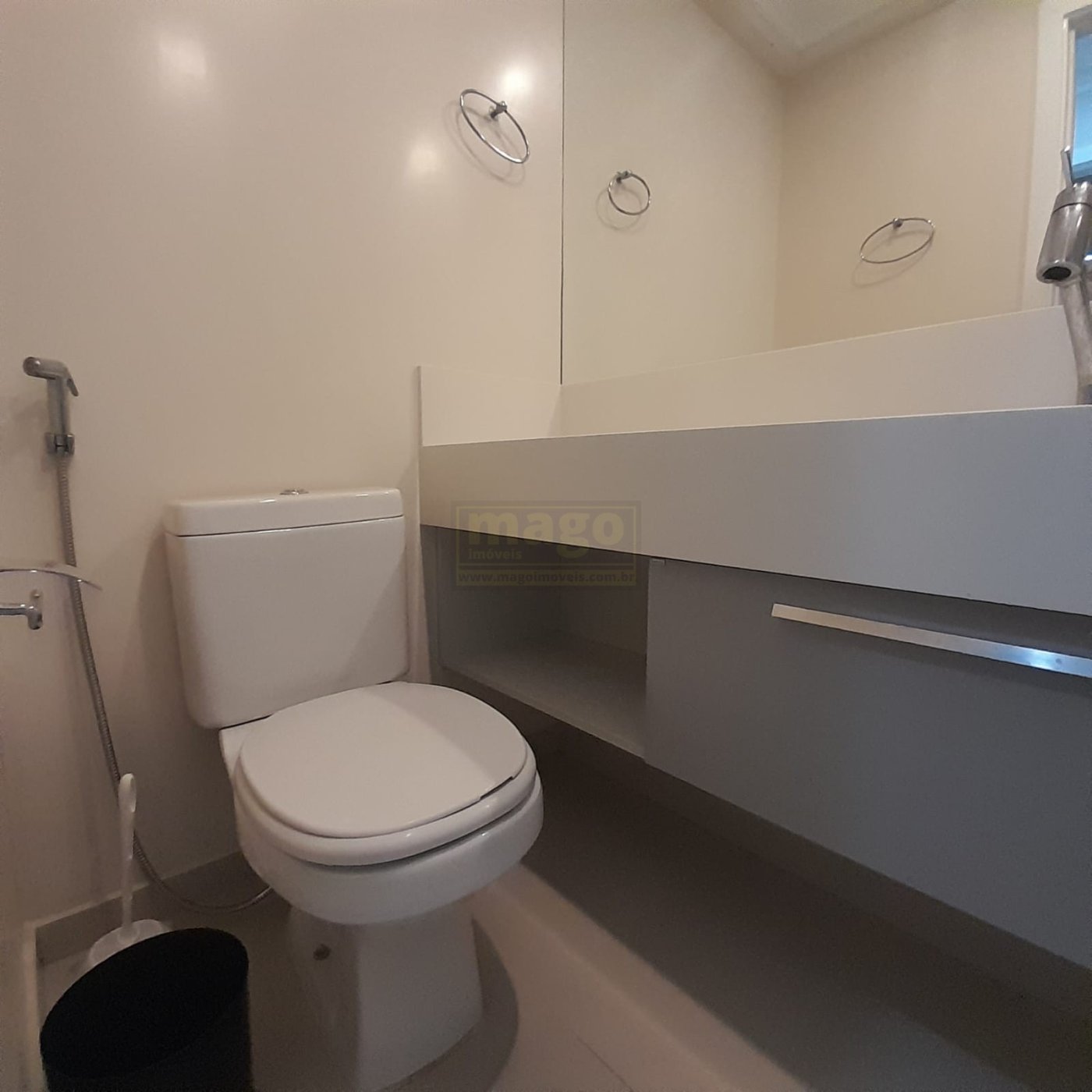 Apartamento no bairro Nações mobiliado e com ótima localização