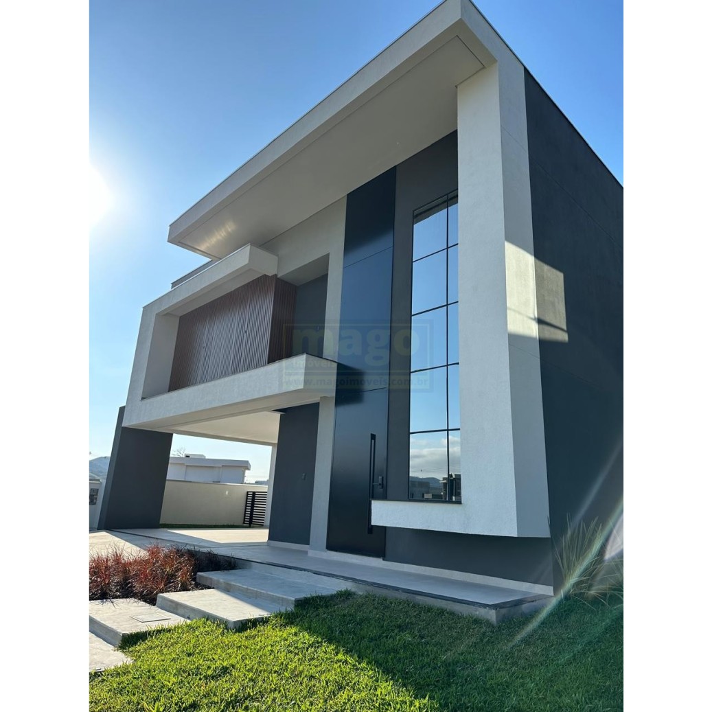 Casa 4 suítes para Venda no bairro Santa Regina em Camboriú