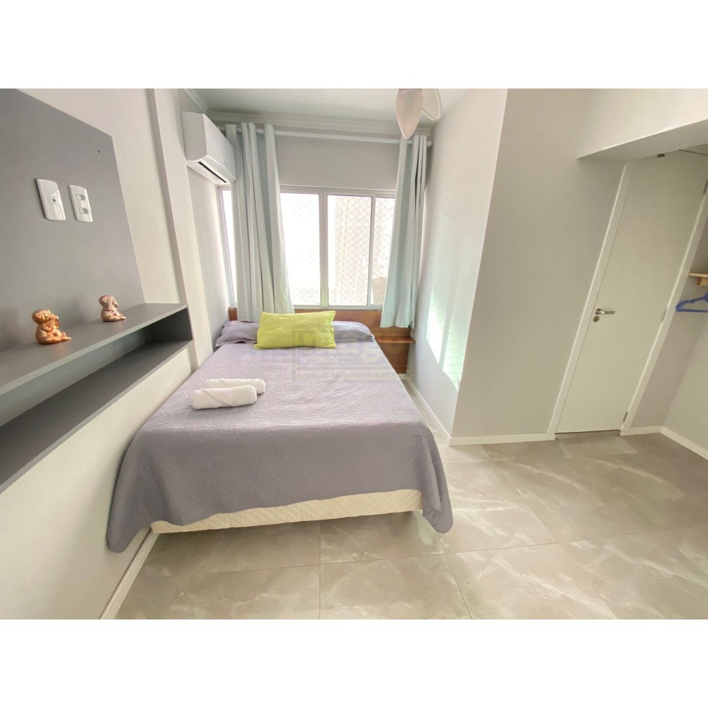 Apartamento com 02 dormitórios + 01 suíte à venda na Av Brasil em Balneário Camboriú