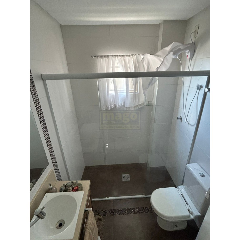 Apartamento 3 quartos para Locação Anual no bairro Centro em Balneário Camboriú