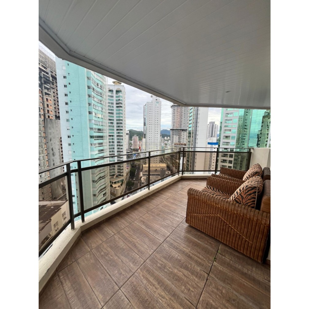 Apartamento para venda na Quadra Mar em Balneário Camboriú