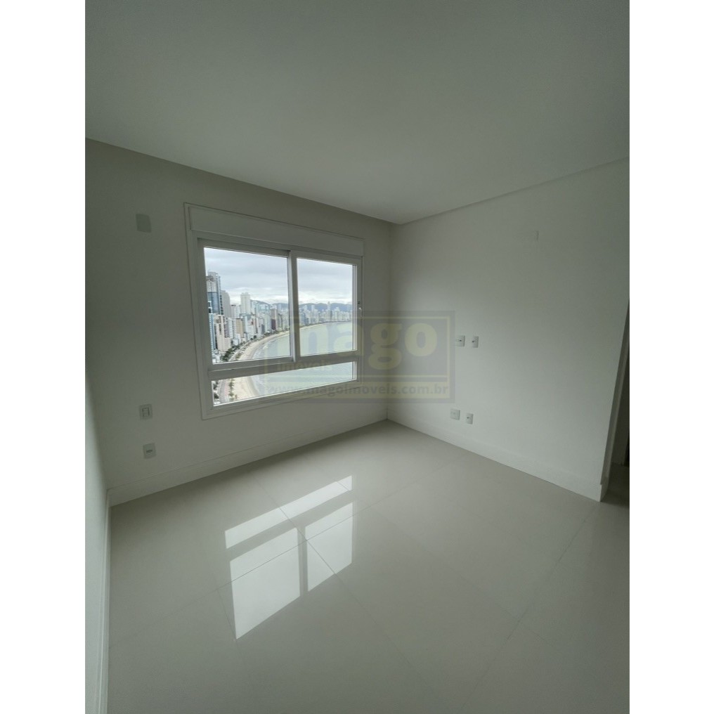Triplex Frente Mar com 7 suítes em Balneário Camboriú