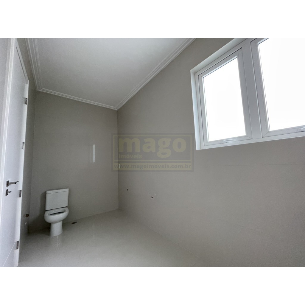 Triplex Frente Mar com 7 suítes em Balneário Camboriú