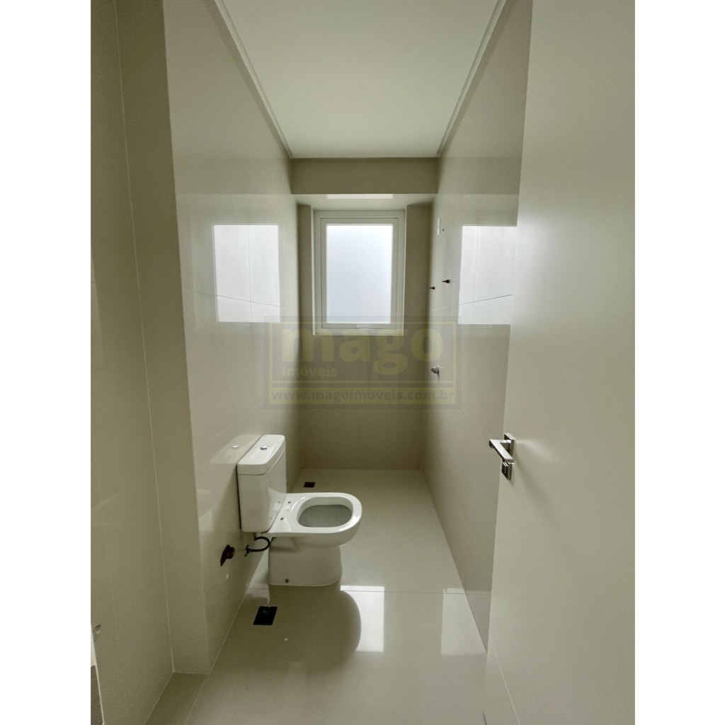 Triplex Frente Mar com 7 suítes em Balneário Camboriú