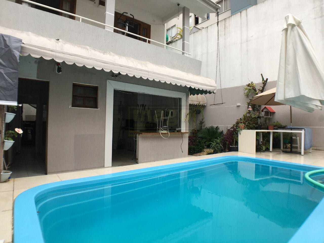 Casa 5 quartos para Venda no bairro Centro em Balneário Camboriú