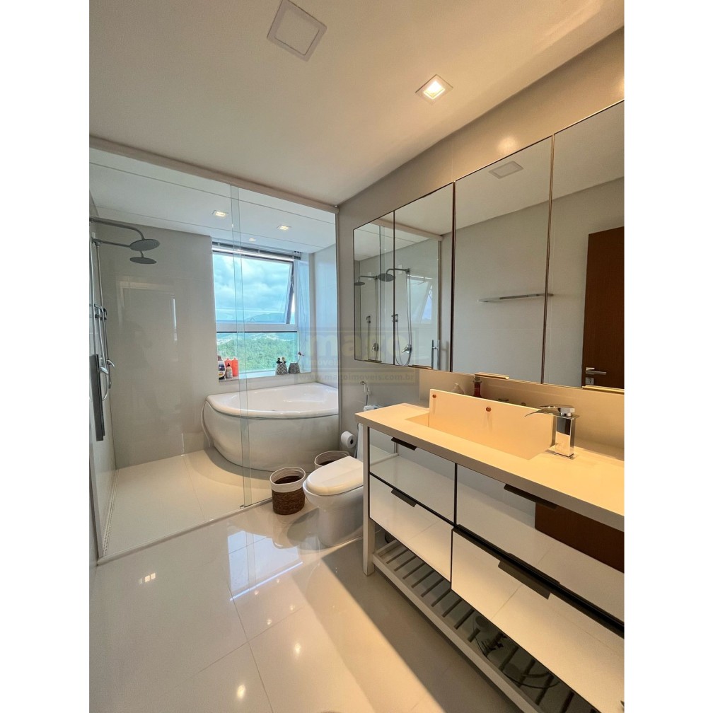 Apartamento 3 suítes para Venda no bairro Barra Sul em Balneário Camboriú