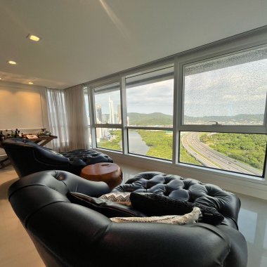 Apartamento 3 suítes para Venda no bairro Barra Sul em Balneário Camboriú