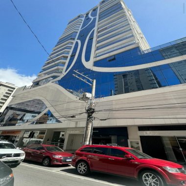 Apartamento para Venda no bairro Meia Praia em Itapema