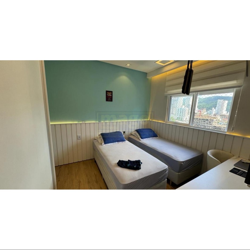 Apartamento para Venda no bairro Meia Praia em Itapema