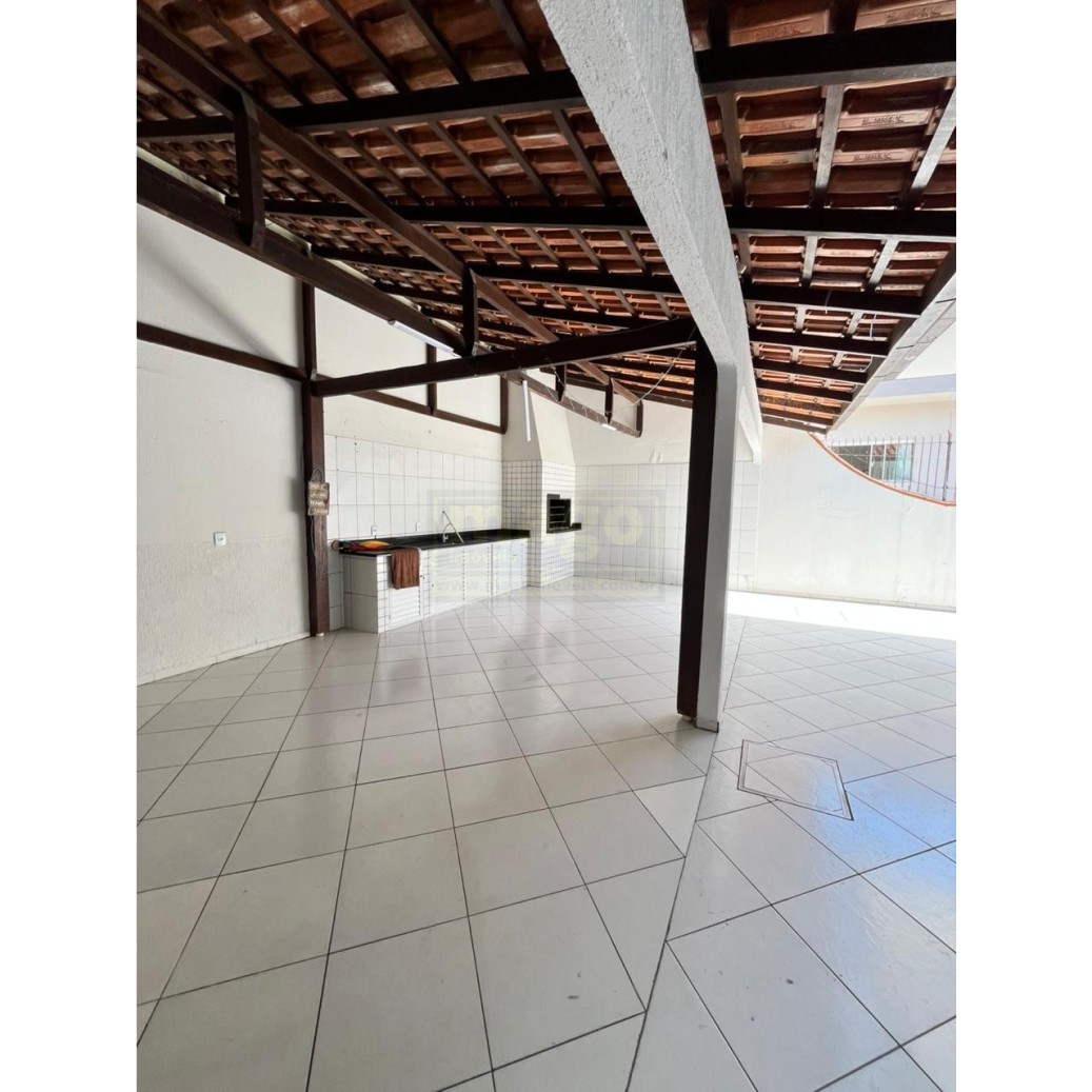 Casa 3 quartos para Locação Anual no bairro Centro em Camboriú