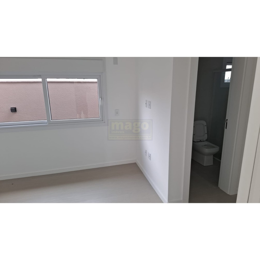 Casa 3 suítes para Venda