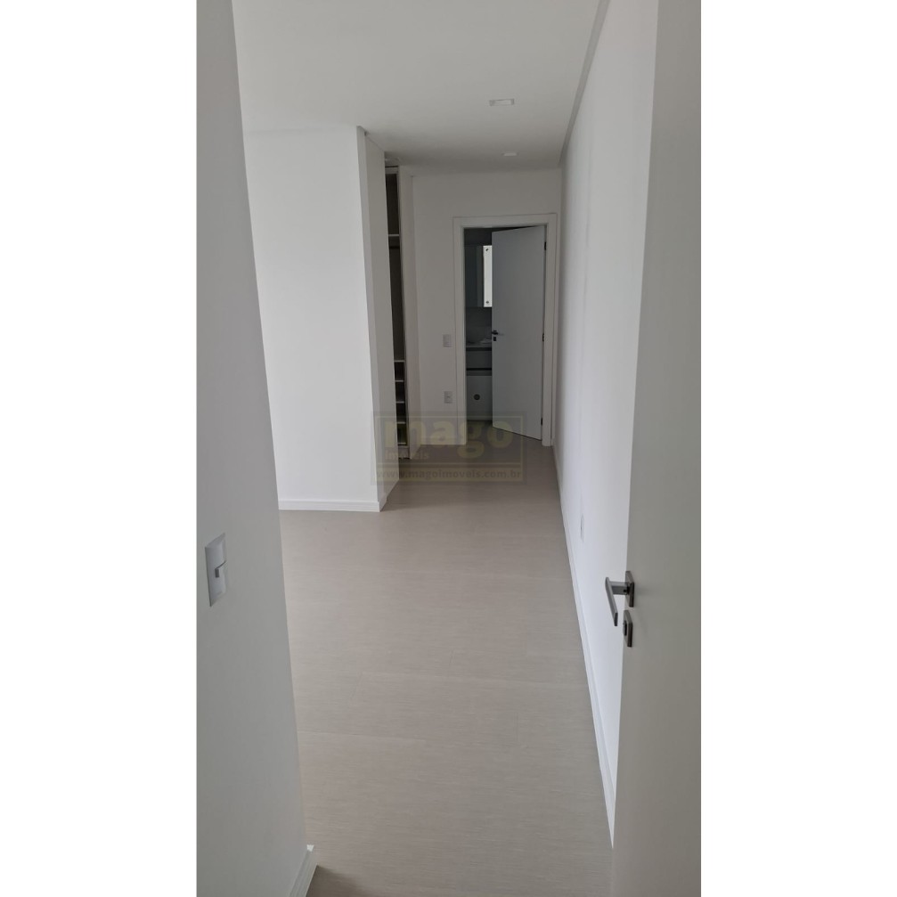 Casa 3 suítes para Venda