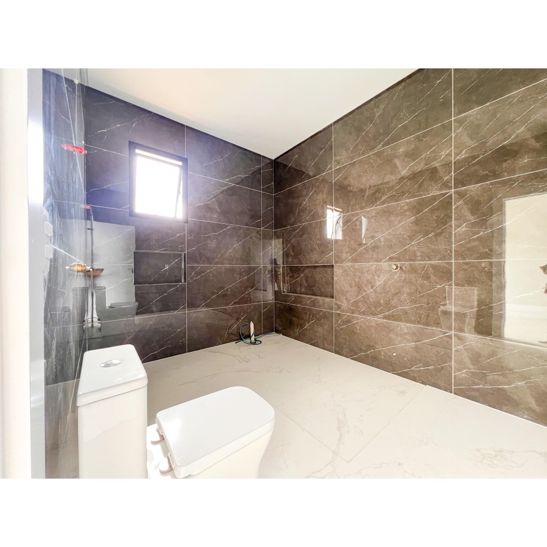 Casa 4 suítes para Venda no bairro Santa Regina em Camboriú