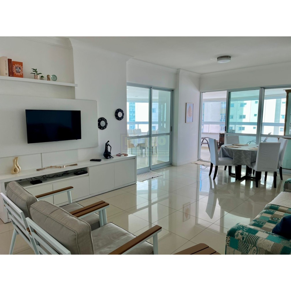 Apartamento 3 suítes para Locação Anual no bairro Barra Norte em Balneário Camboriú