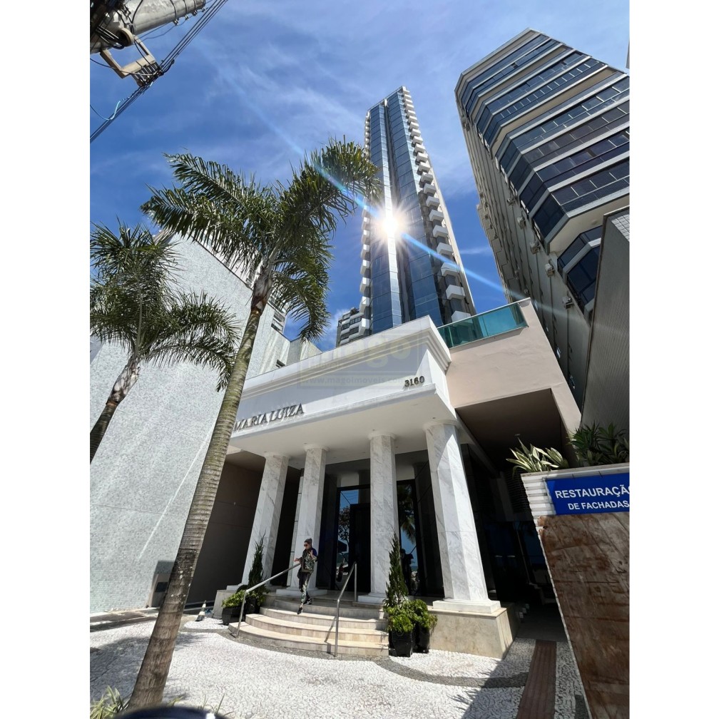Apartamento para Locação Anual no bairro Centro em Balneário Camboriú